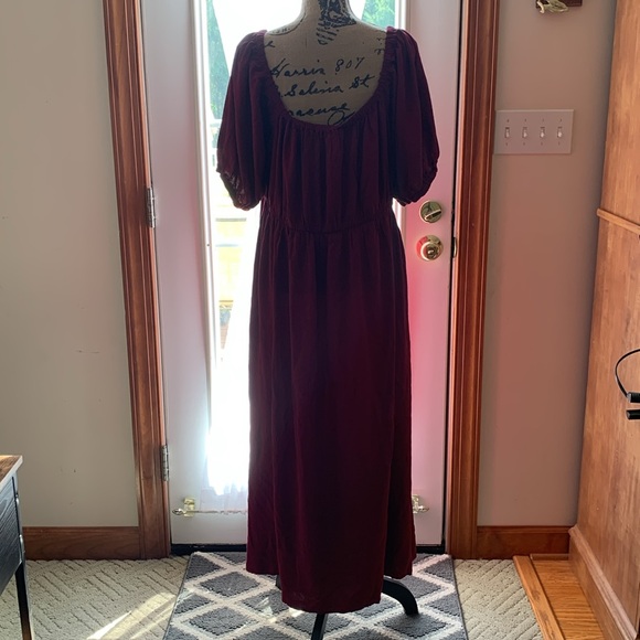 Pinup Fashion 18W Raspberry dress. NWOT. Adjustable top. - Picture 4 of 6